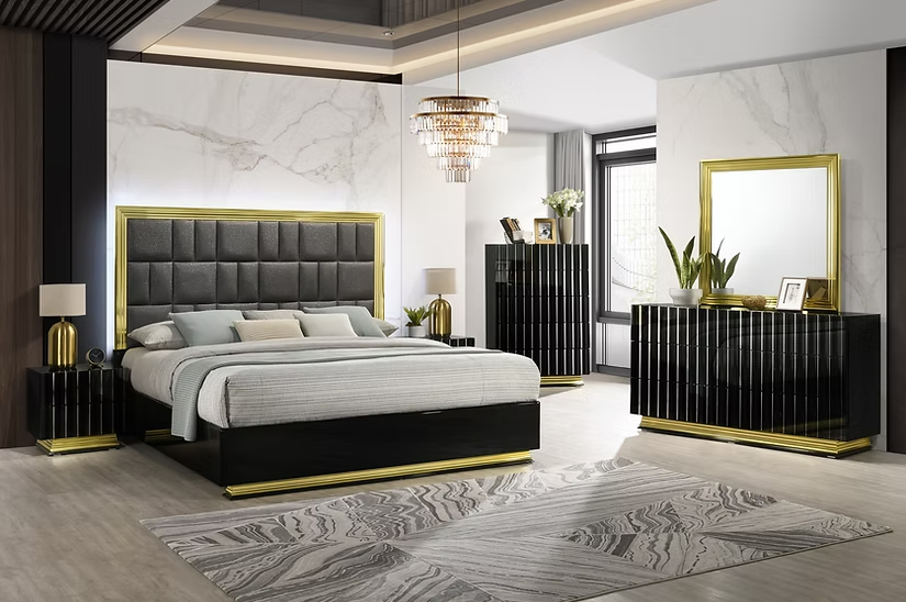 Lila (Black/Gold)